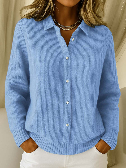 Cäcilie | Hemdjacke in Hellblau mit feiner Struktur